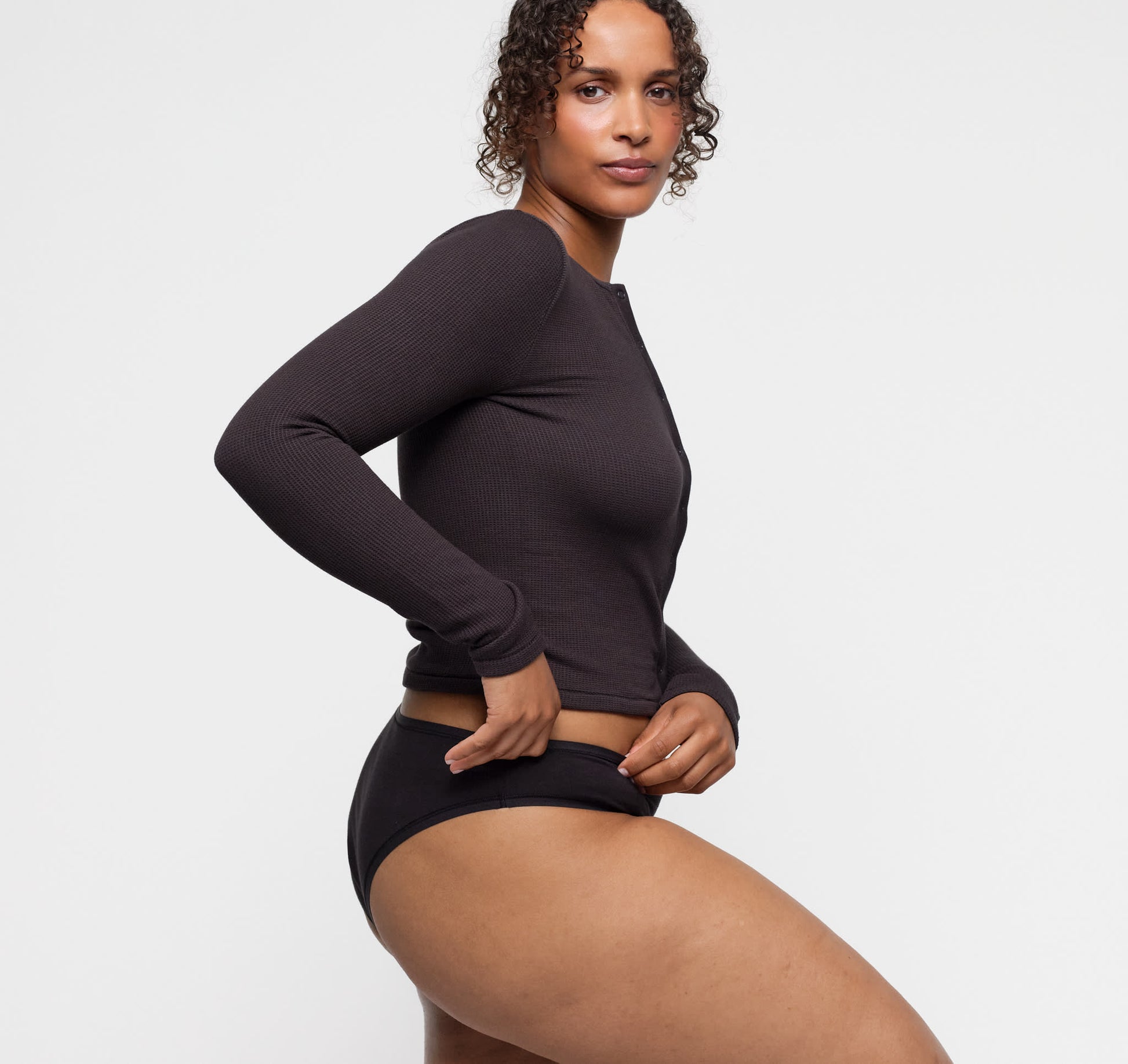 Seamless Waffle Cardigan - Black – view 3
