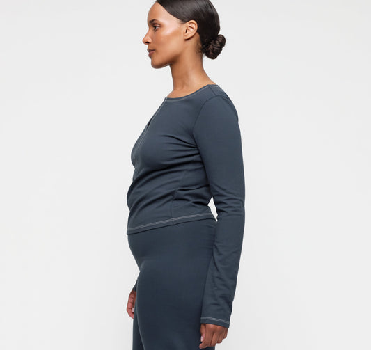 Core Cut-Out Long Sleeve