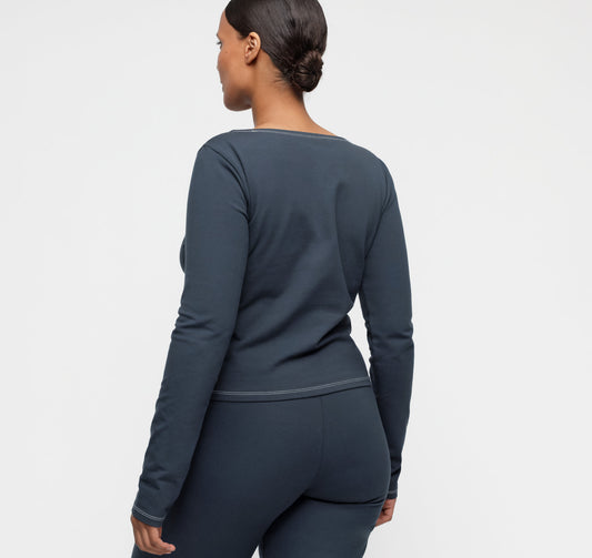 Core Cut-Out Long Sleeve