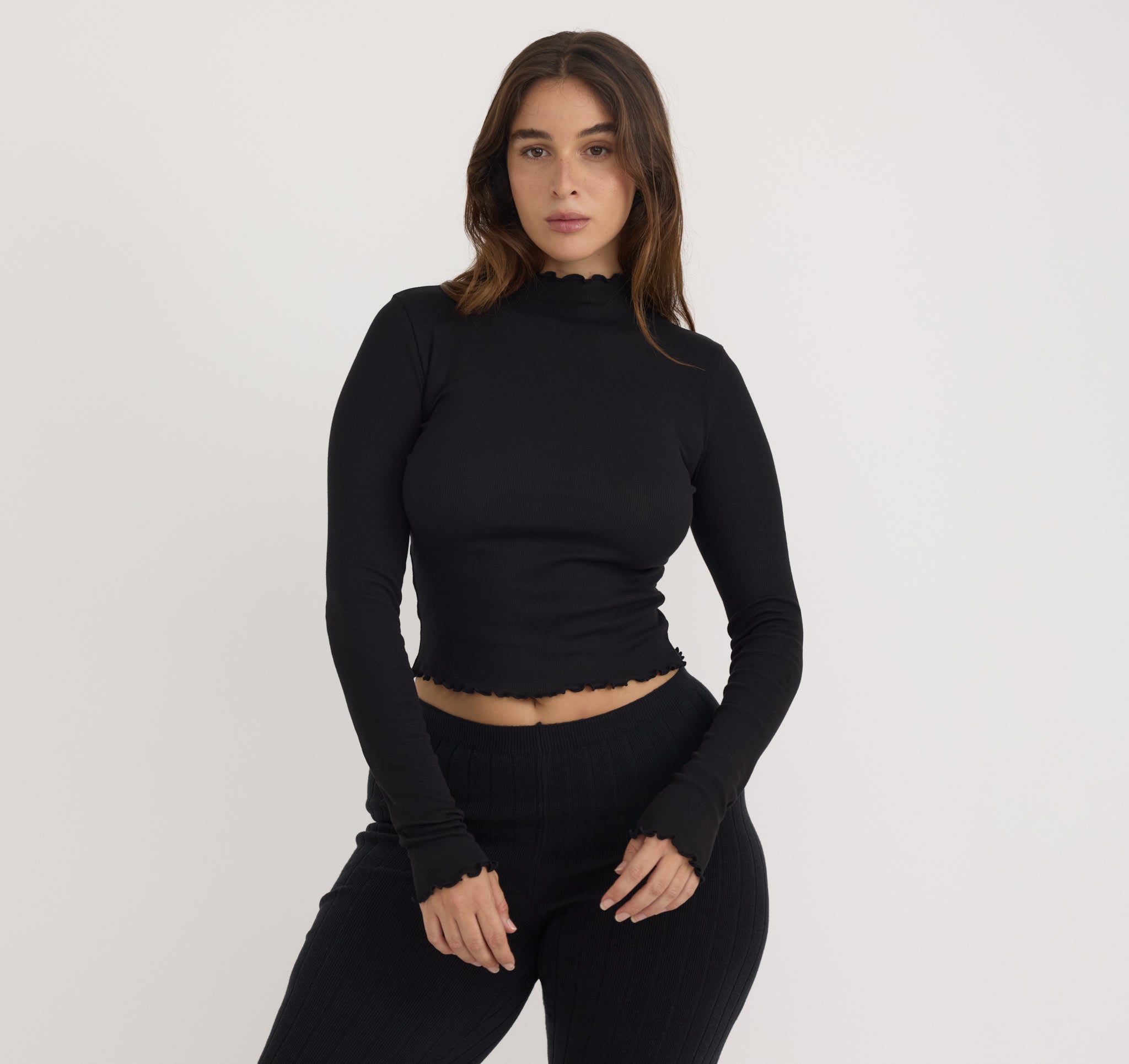 Long-Sleeve Mock Neck Plain Lettuce Edge Tee
